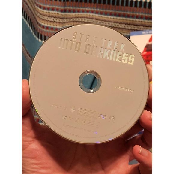 Star Treck Into Darkness Blu-ray DVD and Digital - Picture 6 of 9